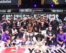 南宫体育 -NBA总决赛关键时刻走向成谜，曼联再遭质疑，话题不断，赛程密集仍需轮换的简单介绍