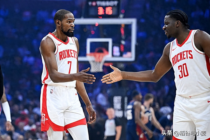 哈登加盟火箭第一场比赛